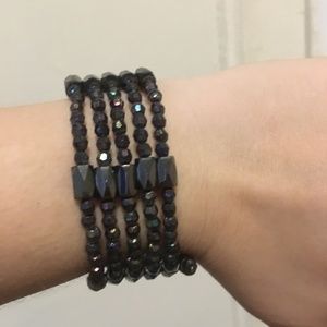 VERSATILE MAGNETIC BEAD NECKLACE